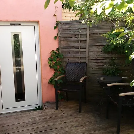 Apartment Atelier Im Stadtgarten Direkt In Rottweil